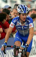 Etappe Grenoble - Courchevel
Michael Rogers, Quick Step - Innergetic
[� by J�rgen Burkhardt, B�renhofstra�e 25, 70771 Leinfelden-Echterdingen. Telefon 0711/791424, Fax 0711/791437.Postbank Stuttgart(BLZ 600 100 70) Konto 234130-708) www.radsportfoto.de. Bitte zwei Belegexemplare zusenden. Nutzung ist honorarpflichtig gemaess MFM zzgl. 16% MWSt. Drittrechte sind nicht geklaert. NO MODEL RELEASE. Jede Weitergabe dieses Materials an Dritte ohne ausdrueckliche Genehmigung ist untersagt.]

