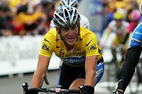 7. Etappe Luneville - Karlsruhe 228,5 km
Lance Armstrong (Discovery Channel)
[� by J�rgen Burkhardt, B�renhofstra�e 25, 70771 Leinfelden-Echterdingen. Telefon 0711/791424, Fax 0711/791437.Postbank Stuttgart(BLZ 600 100 70) Konto 234130-708) www.radsportfoto.de. Bitte zwei Belegexemplare zusenden. Nutzung ist honorarpflichtig gemaess MFM zzgl. 16% MWSt. Drittrechte sind nicht geklaert. NO MODEL RELEASE. Jede Weitergabe dieses Materials an Dritte ohne ausdrueckliche Genehmigung ist untersagt.]

