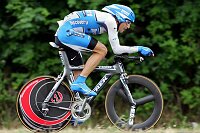 1. Etappe, Einzelzeitfahren Fromentine - Noirmoutier, 19 km
George Hincapie, Discovery Channel Team
[� by J�rgen Burkhardt, B�renhofstra�e 25, 70771 Leinfelden-Echterdingen. Telefon 0711/791424, Fax 0711/791437.Postbank Stuttgart(BLZ 600 100 70) Konto 234130-708) www.radsportfoto.de. Bitte zwei Belegexemplare zusenden. Nutzung ist honorarpflichtig gemaess MFM zzgl. 16% MWSt. Drittrechte sind nicht geklaert. NO MODEL RELEASE. Jede Weitergabe dieses Materials an Dritte ohne ausdrueckliche Genehmigung ist untersagt.]

