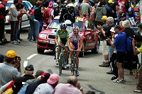 9. Etappe Gerardmer - M�hlhausen
Mickael Rasmussen (Rabobank) und Dario Cioni (Liquigas - Bianchi) am Ballon d� Alsace
[� by J�rgen Burkhardt, B�renhofstra�e 25, 70771 Leinfelden-Echterdingen. Telefon 0711/791424, Fax 0711/791437.Postbank Stuttgart(BLZ 600 100 70) Konto 234130-708) www.radsportfoto.de. Bitte zwei Belegexemplare zusenden. Nutzung ist honorarpflichtig gemaess MFM zzgl. 16% MWSt. Drittrechte sind nicht geklaert. NO MODEL RELEASE. Jede Weitergabe dieses Materials an Dritte ohne ausdrueckliche Genehmigung ist untersagt.]

